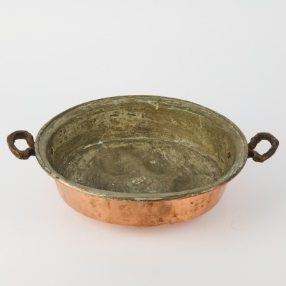 An Antique Copper Pan
