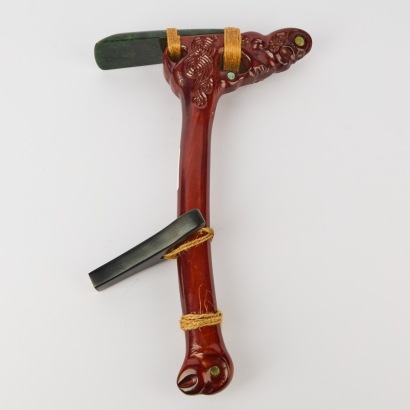 A Contemporary Toki Poutangata