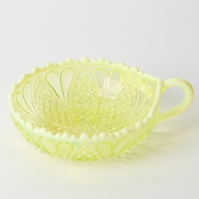 A Primrose Yellow Uranium Glass Pearline Bowl