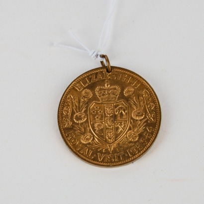 A Queen Elizabeth II Royal Visit 1953-54 Commemorative Coin