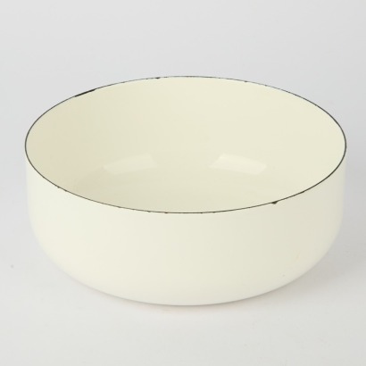 A White Enamel Bowl by Kaj Franck