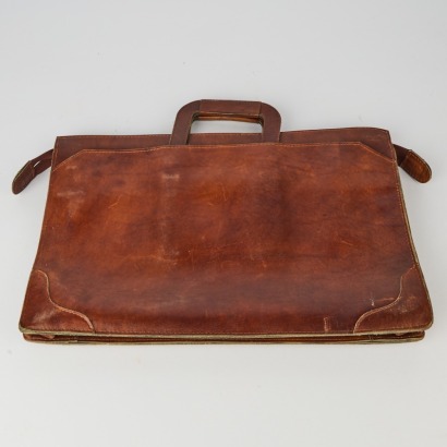 A Vintage Tan Leather Satchel