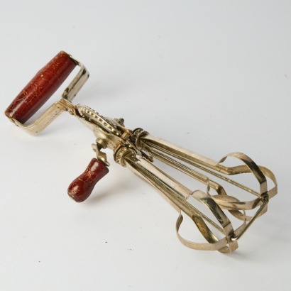A Vintage Swift Whip beater