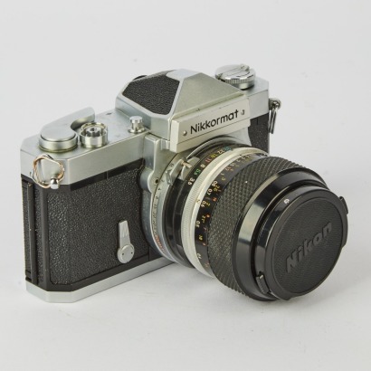 A Vintage Nikon Nikkormat SLR