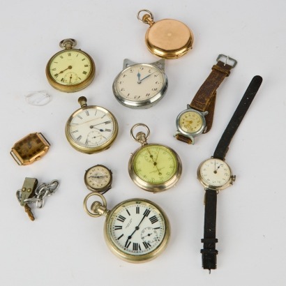 A Collection of Vintage and Antique Timepieces