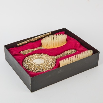 A Broadway Sterling Silver Cased Grooming Set