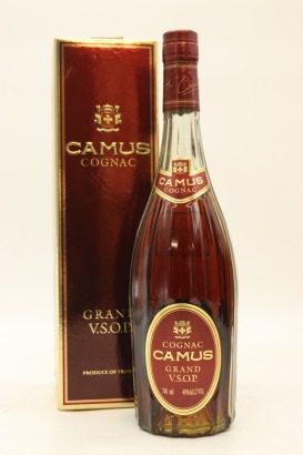 (1) Camus Grand V.S.O.P. Cognac, 40% ABV (GB)