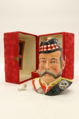 (1) Grant's (Glenfiddich Distillery) 25 Year Old Very Rare Royal Doulton Handmade Decanter 1987 Edition "100th Anniversary Since First Whisky Flowed at Glenfiddich) Scotch Whisky, 750ml, 43% ABV (GB) (500 Bottles Made)