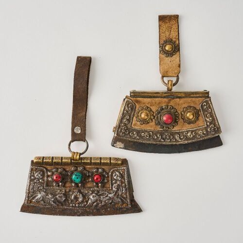 A Pair Of Tibetan Qing Dynasty (19th Century) Copper And Silver Alloy Pouches