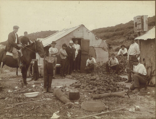 ARTHUR NORTHWOOD Selling Day on the Gumfield