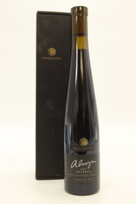 (1) 2002 Ngatarawa Wines Alwyn Winemaker's Reserve Noble Harvest Riesling, Hawke's Bay, 375ml (GB)