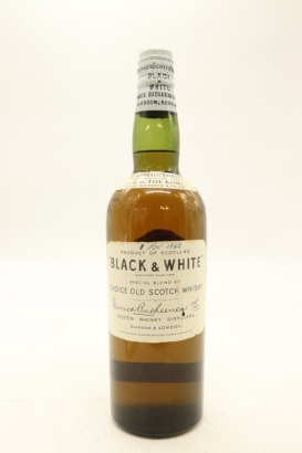 (1) Black & White Blended Scotch Whisky, Circa. 1949 (King George VI Royal Warrant)