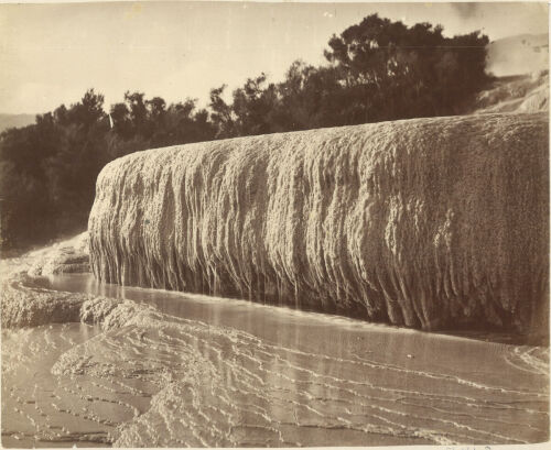 PHOTOGRAPHER UNKNOWN The White Terrace, New Zealand