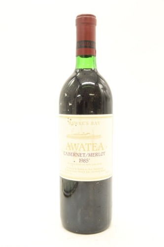 (1) 1985 Te Mata Estate 'Awatea' Cabernets - Merlot, Hawke's Bay