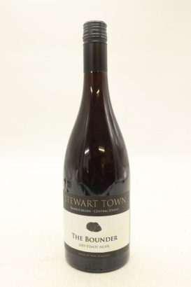 (1) 2019 Stewart Town Vineyard 'The Bounder' Pinot Noir, Bannockburn