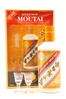 (1) 2018 Moutai Blended in Small Batches 375ml (Exculsive to Duty -Free) (GB) 卡慕茅台贵州茅台小批量勾兑