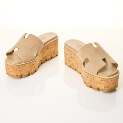 Herm&egrave;s, Beige Femme Eze 30 Chevre Velours Sandals with Box, Size 36