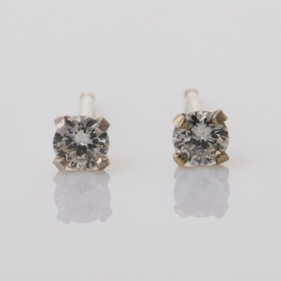 14ct White Gold, 0.14ct Diamond Stud Earrings