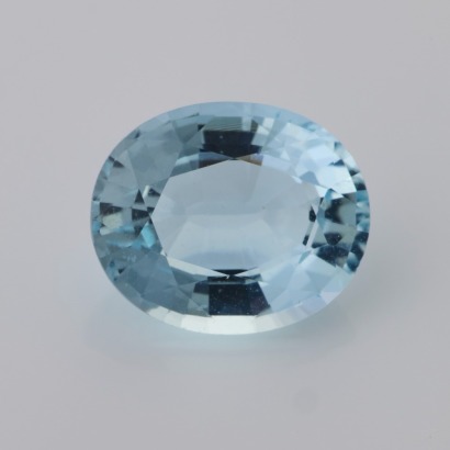 Loose, 2.30ct Oval Cut Aquamarine