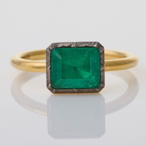 18ct Yellow Gold, 2.01ct Rectangular Step Cut Emerald Ring