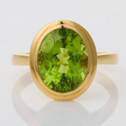 18ct Yellow Gold, 5.15ct Oval Mixed Cut Peridot Ring