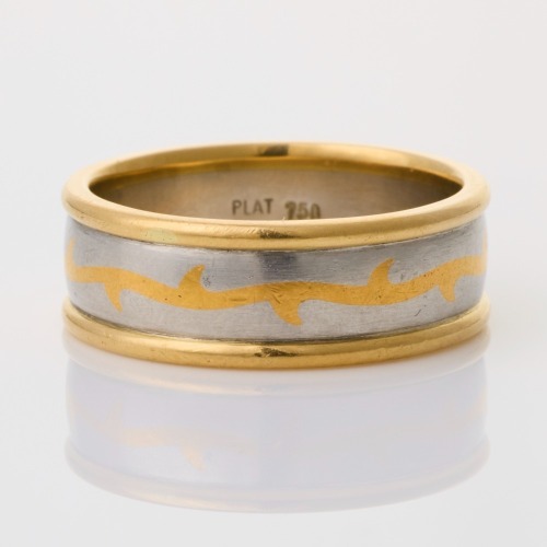 18ct Yellow Gold / Platinum, 8.20mm Plain Band, Size V
