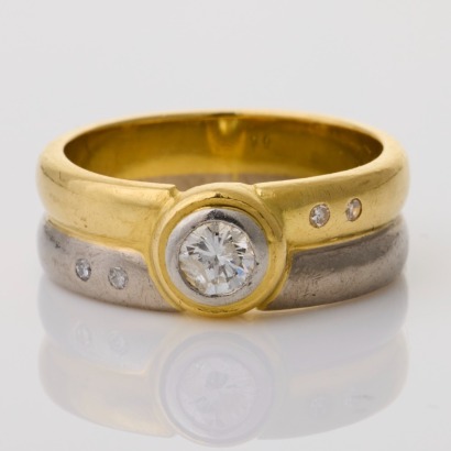 18ct Yellow / White Gold, Modern .32ct Diamond Ring