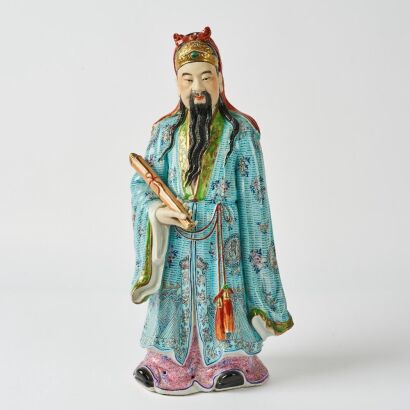 A Chinese 20th Century Famille-rose Scholar