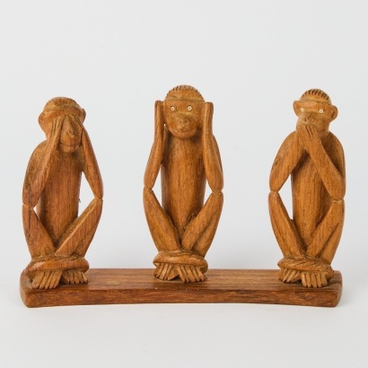 Vintage Carved Rosewood Set Of 3 Wise Monkeys c.1060s
