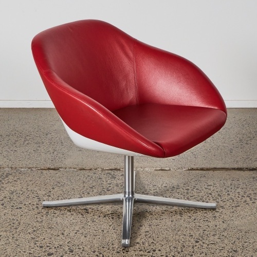 A Walter Knoll Turtle Chair