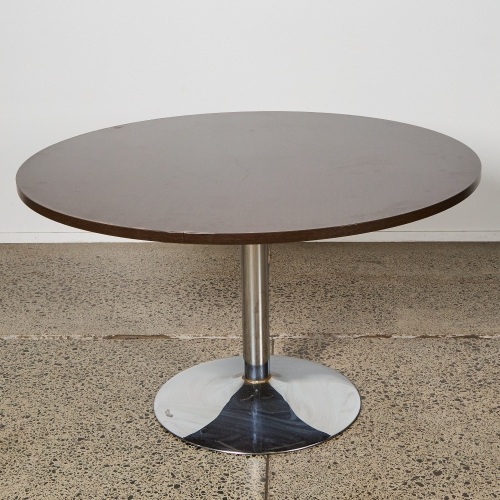 A Mid-Century Chrome Tulip Dining Table
