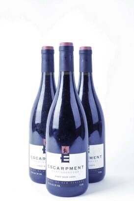 (3) 2005 Escarpment Pinot Noir, Martinborough