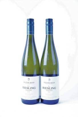 (2) 2005 Felton Road Dry Riesling, Central Otago