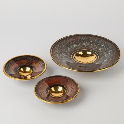 A Matching Suite of Three Pieces by Peter Collis