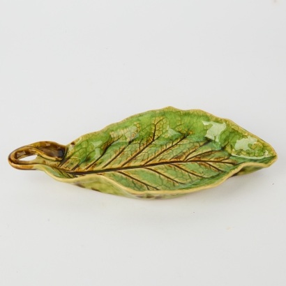 A Florence Molle Goodsell Stoneware Leaf Dish