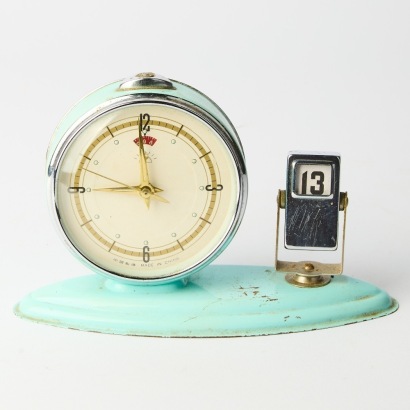 A Retro Alarm Clock with Perpetual Calendar