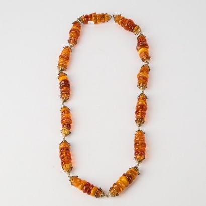 A Vintage Amber Necklace