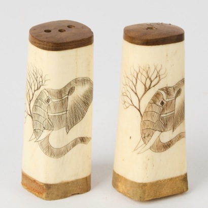 A Pair of Collectable Salt & Pepper Shakers