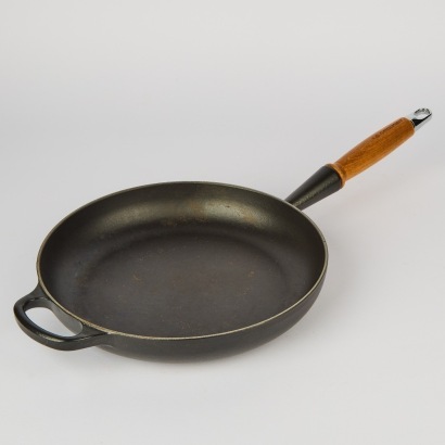 A Large Le Creuset Cast Iron Skillet