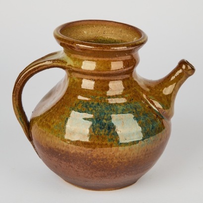 An Andrew Van der Putten Teapot Form