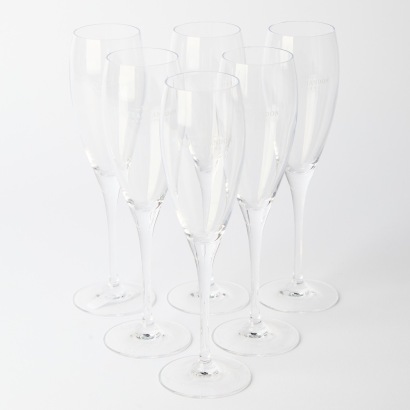 A set of six Moet & Chandon Champagne Flutes