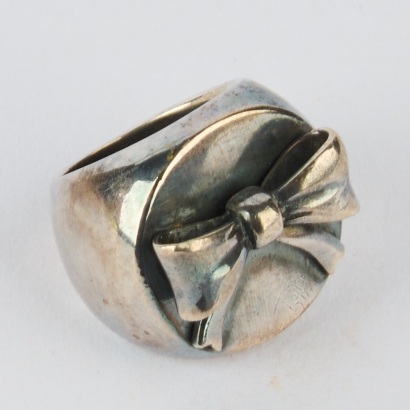 A Trelise Cooper Sterling Silver Bow Ring