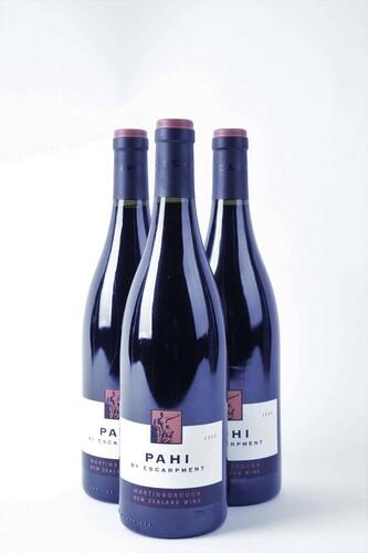 (3) 2009 Escarpment Pahi Pinot Noir, Martinborough