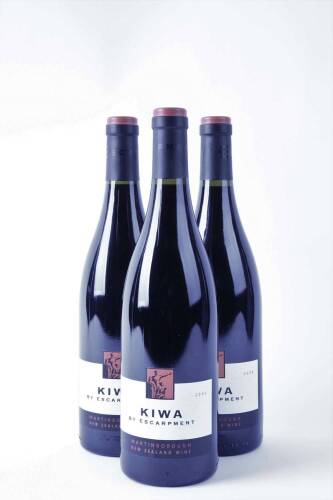 (3) 2009 Escarpment Kiwa Pinot Noir, Martinborough