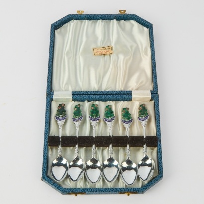 A Set of Souvenir Teaspoons With Hei Tiki Design