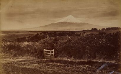 JAMES VALENTINE Mt Taranaki (Mt Egmont)