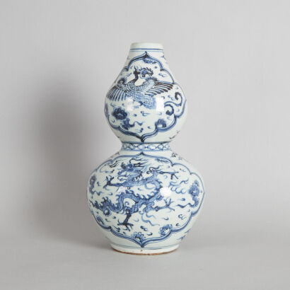 A Chinese Blue and White 'Dragon and Phoenix' Double-Gourd Vase
