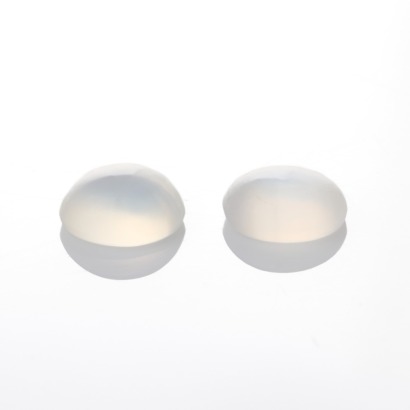 One Matched Pair, 4.25ct Round Cabochon Cut Moonstones