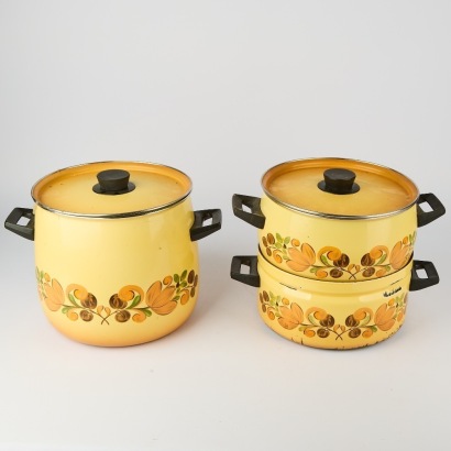 A trio of Retro Enamel Cooking Pots