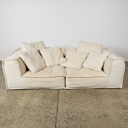 A Modular Flock Sofa by Nood